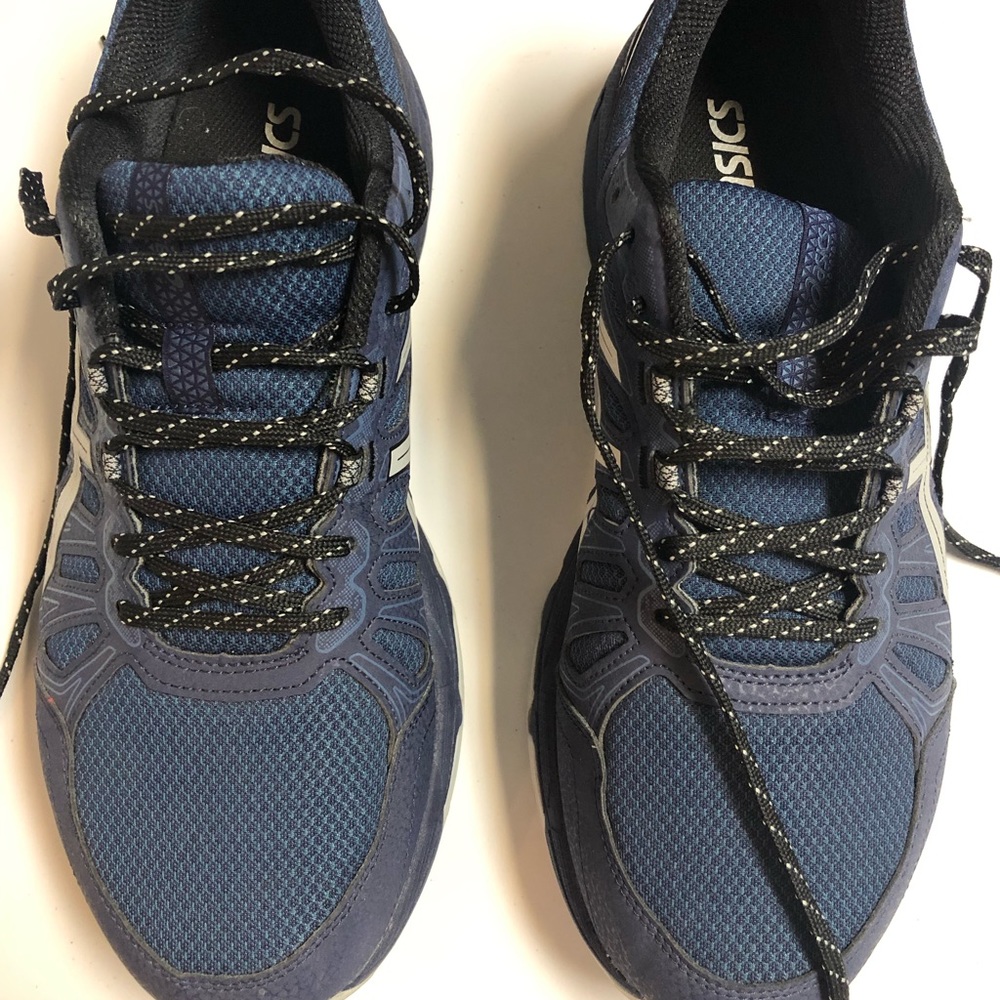 Mens Asics Sneakers size 10.5 4E